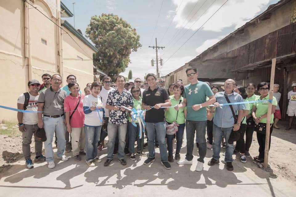 Mayor Guico, local officials inaugurate five local access roads