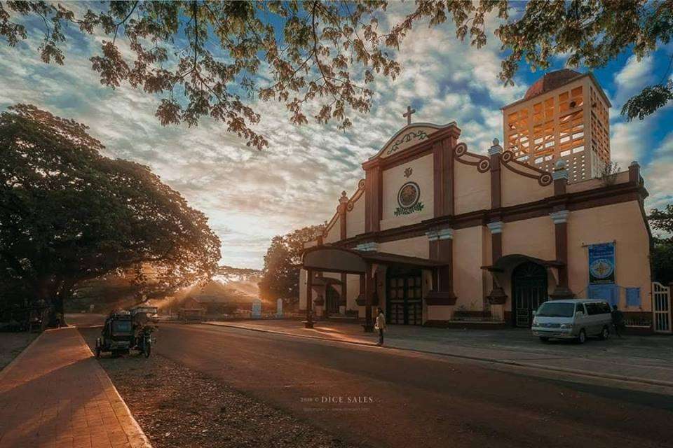 Happy Easter, Binalonians! As we renew our devotion in the resurrection of our Lord, let us know more about one of the gems of Christian faith in our municipality, the Church of Sto. Nino in Binalonan.