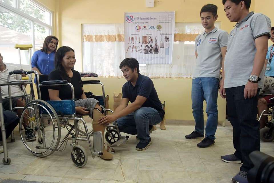 New hope, new life: 5 amputees receive prostheses during turnover ceremony