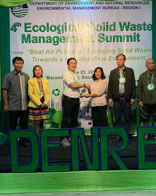 DENR awards LGU Binalonan’s solid waste management plan